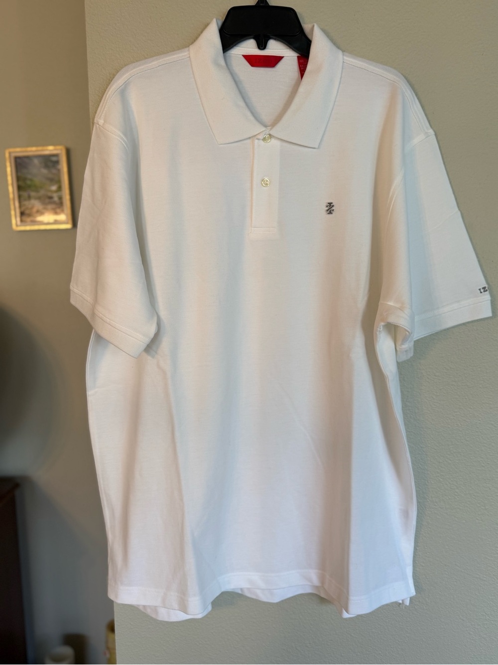 Izod White Men's Polo Shirt with Subtle Logo